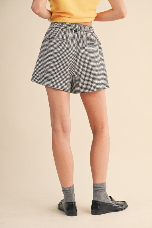 Houndstooth Pleated Shorts