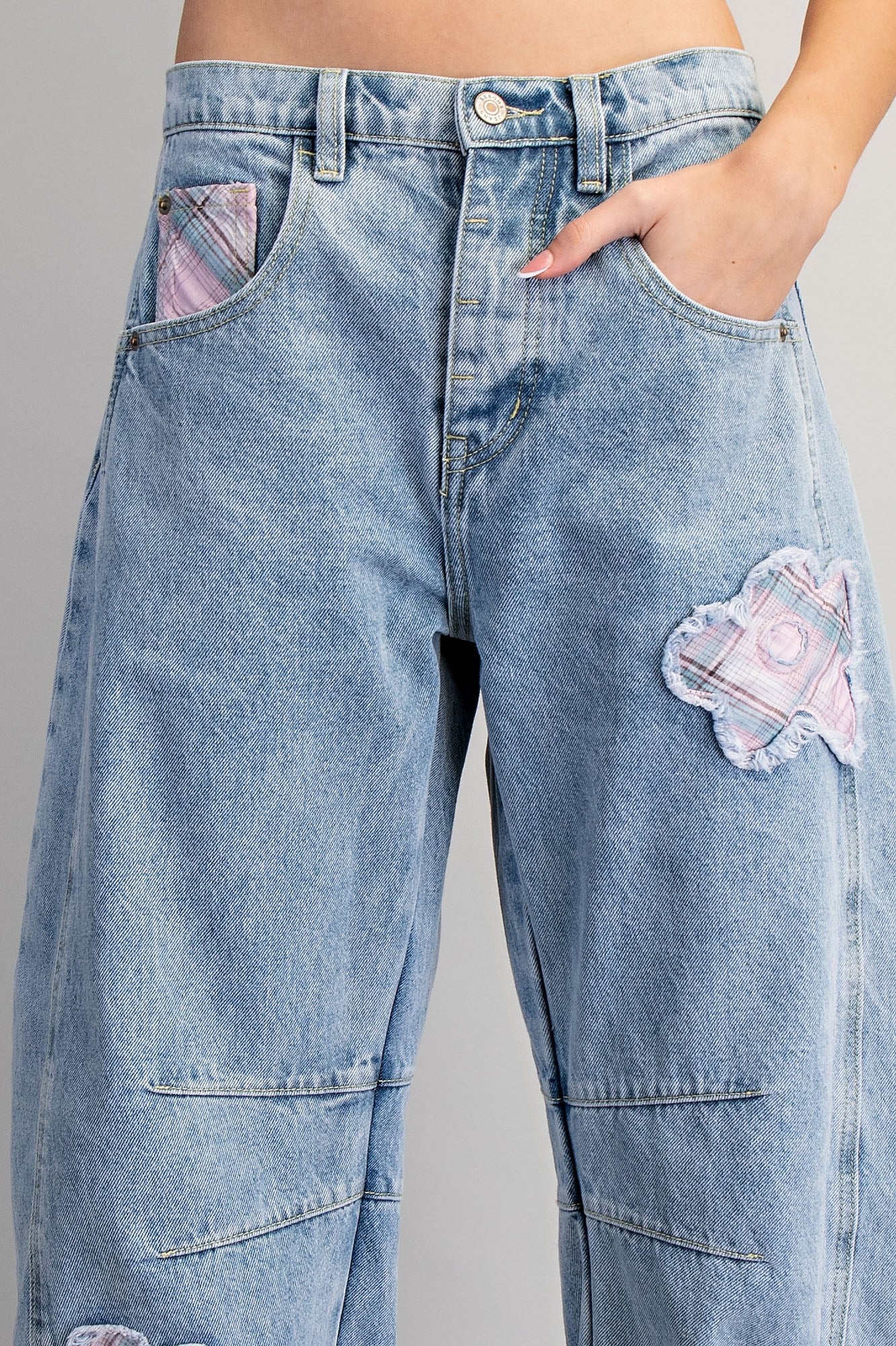 Floral Patch Barrel Jeans