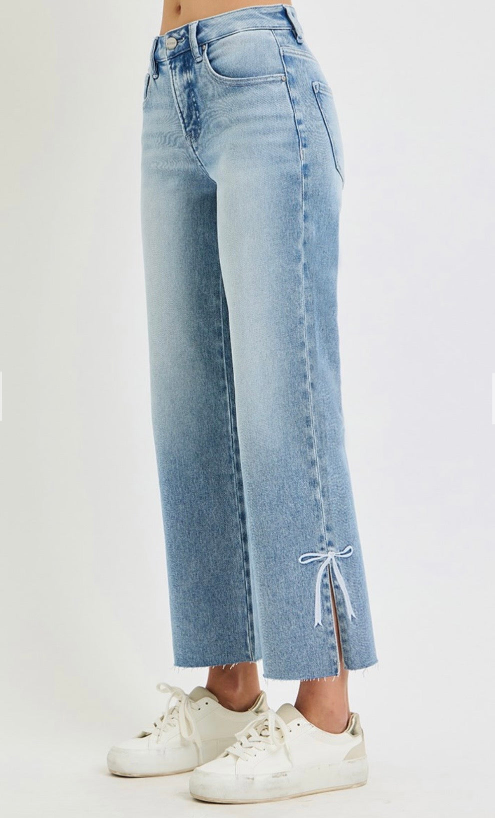 Risen Embroidered Bow Jeans