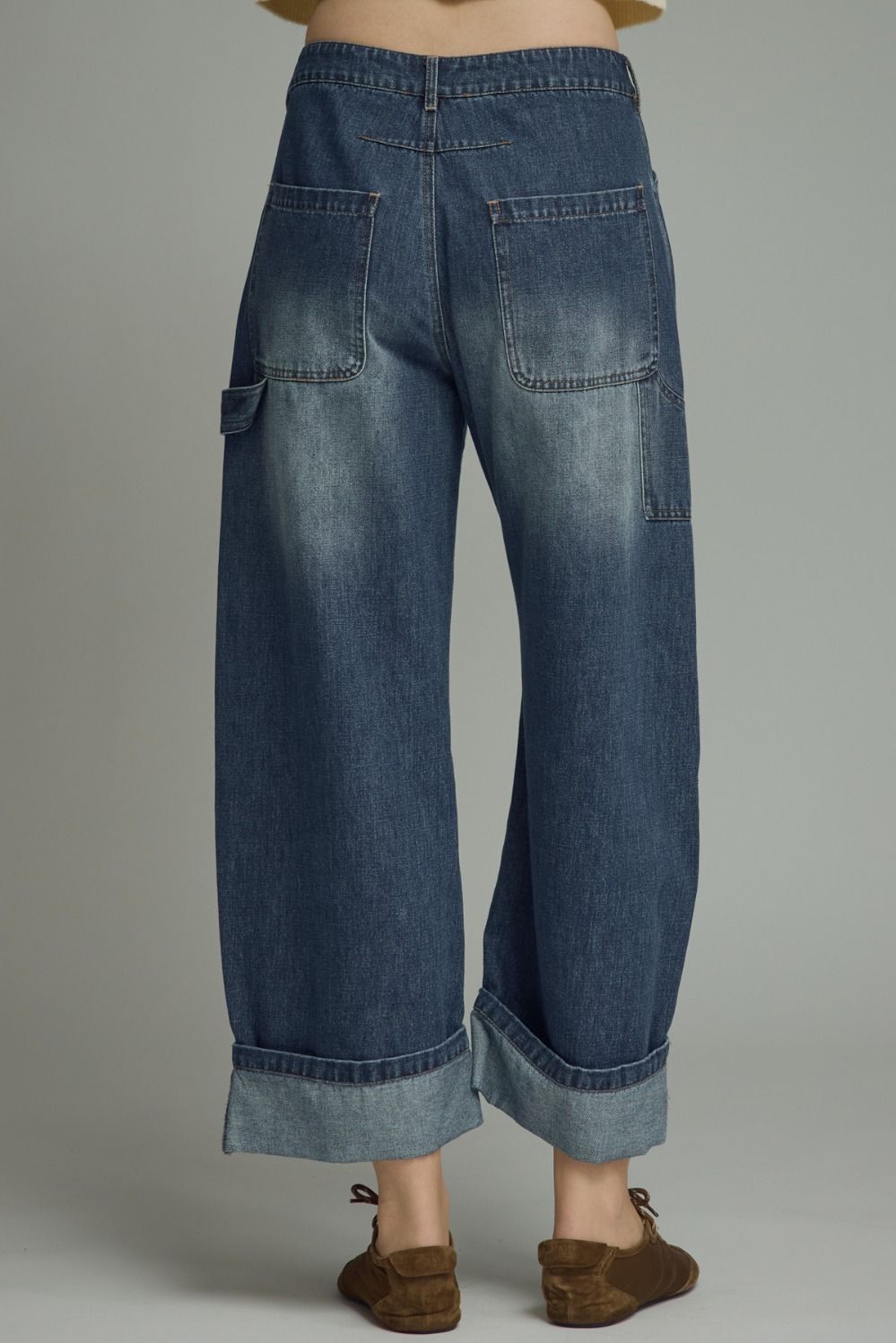 Wide Leg Denim Jeans With Cuffed Hem