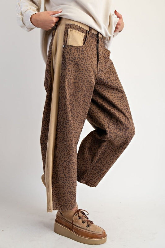 ANIMAL PRINTED STRETCH TWILL BARREL PANTS